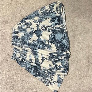 size large shein blue patterned asymmetrical cropped tank top